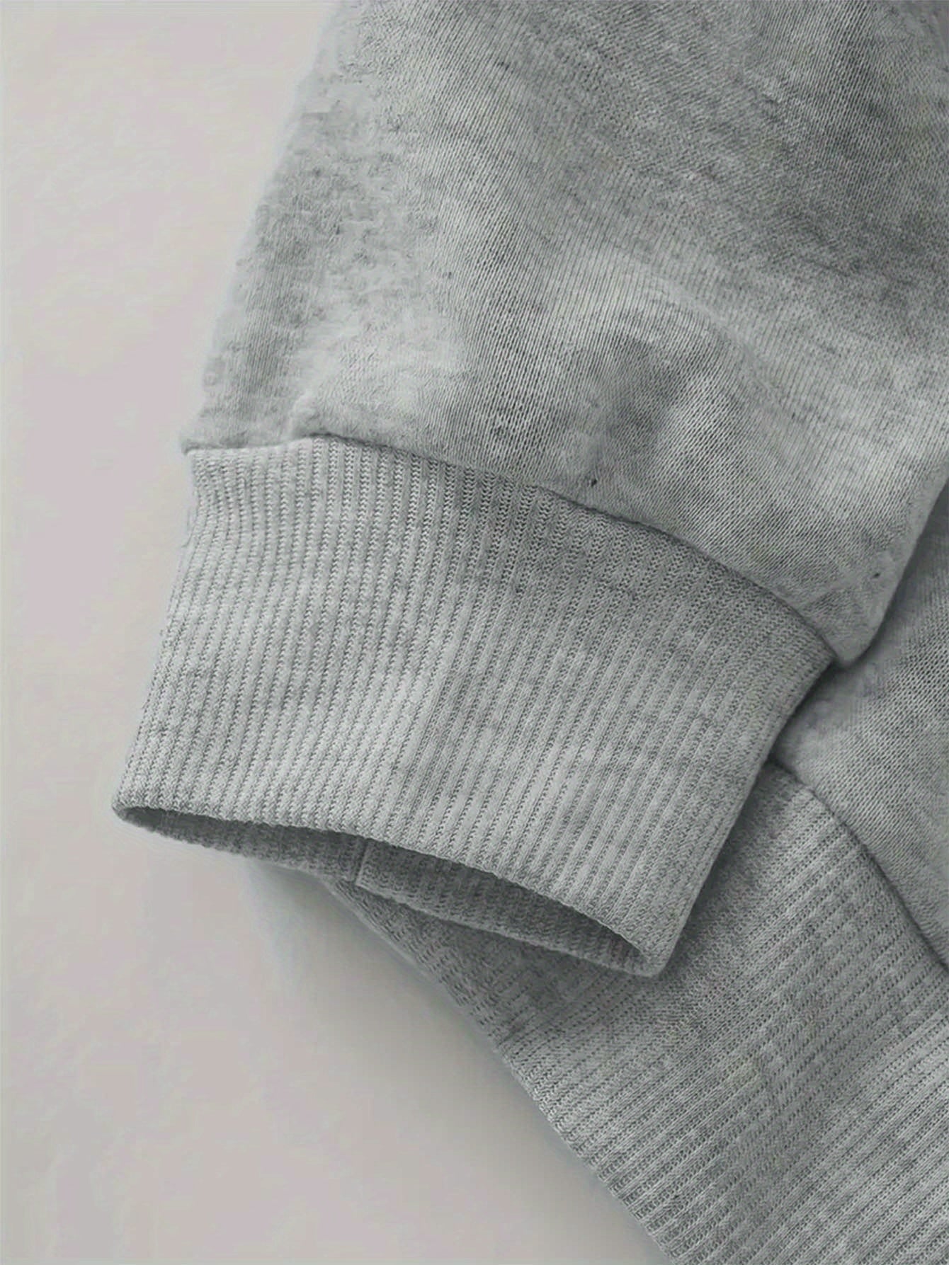 Women'S Sparkling Bow Print Sweatshirt and Pants Set - Casual Long Sleeve Pullover with Glittery Bow Design, Black and Gray, Perfect for Casual Attire, Casual Wear|Sparkling Bow Design|Stretchy Fabric