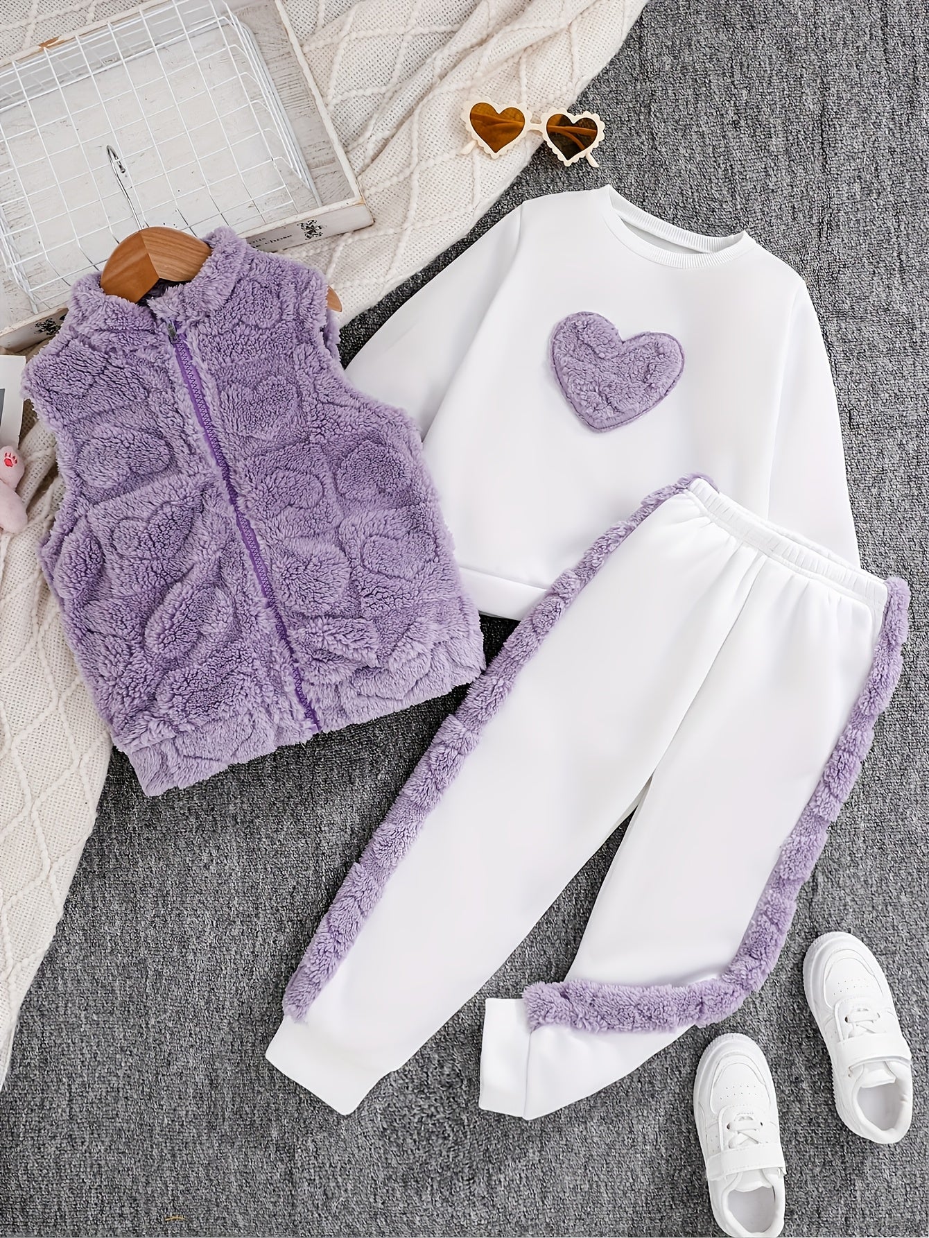 Girls 3-Piece Heart Pattern Fall/Winter Casual Set