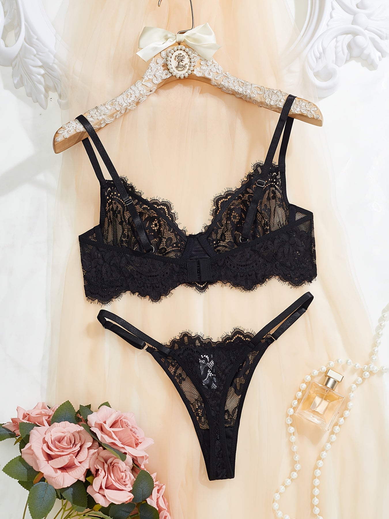 Women’s Sexy Lace Underwire Lingerie Set with Medium Support