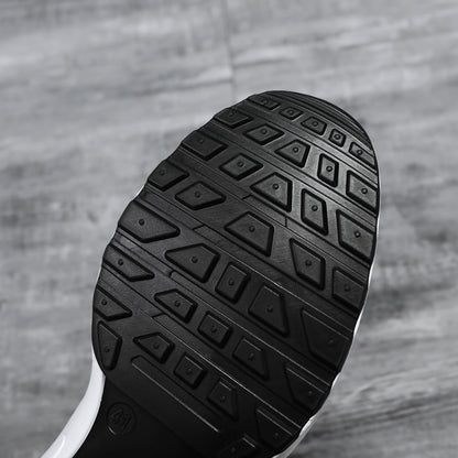 Men's Fashion Sports Sneakers, Breathable Mesh Fabric Upper, Comfortable Lace-Up Running Shoes with PVC Sole and Cloth Insole for All Seasons