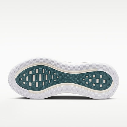 Men's Ultra-Lightweight White ZoomX Racing Shoes with Carbon Plate