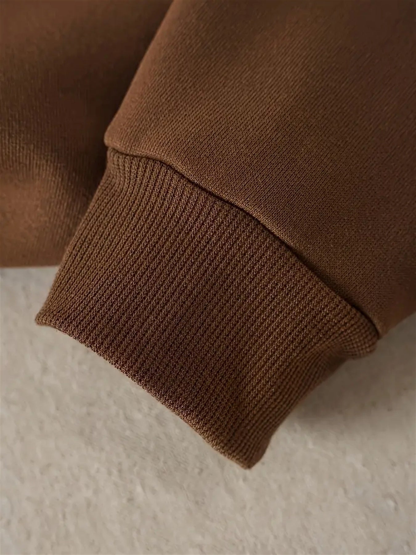 Women's Fleece-Lined Round Neck Pullover Sweatshirt - "JESUS" Christmas Print, Comfortable Loose Fit for All Seasons, Festive Holiday Design Casual Top