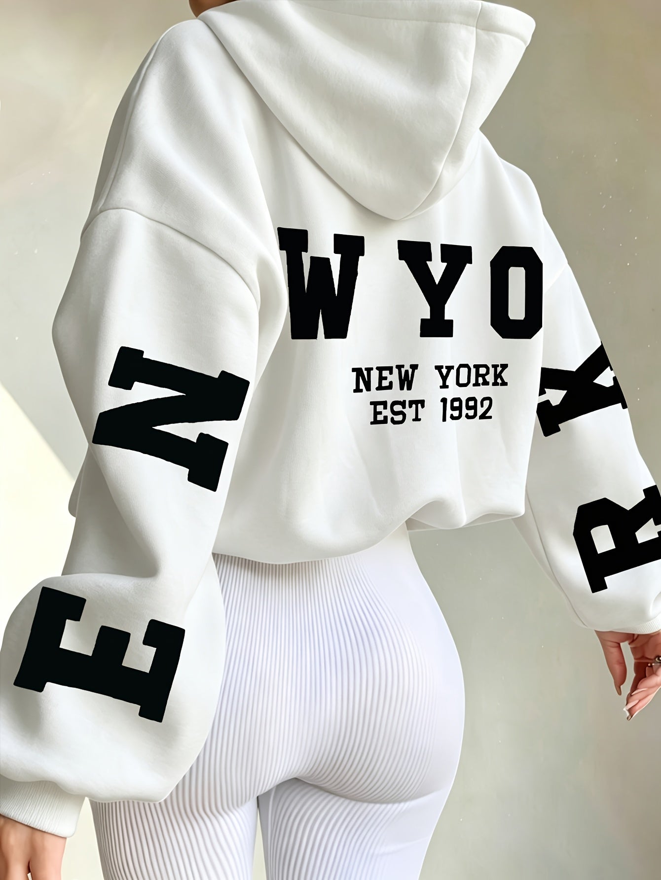 Women’s Short Hooded Zipper Sweatshirt with Geometric Print