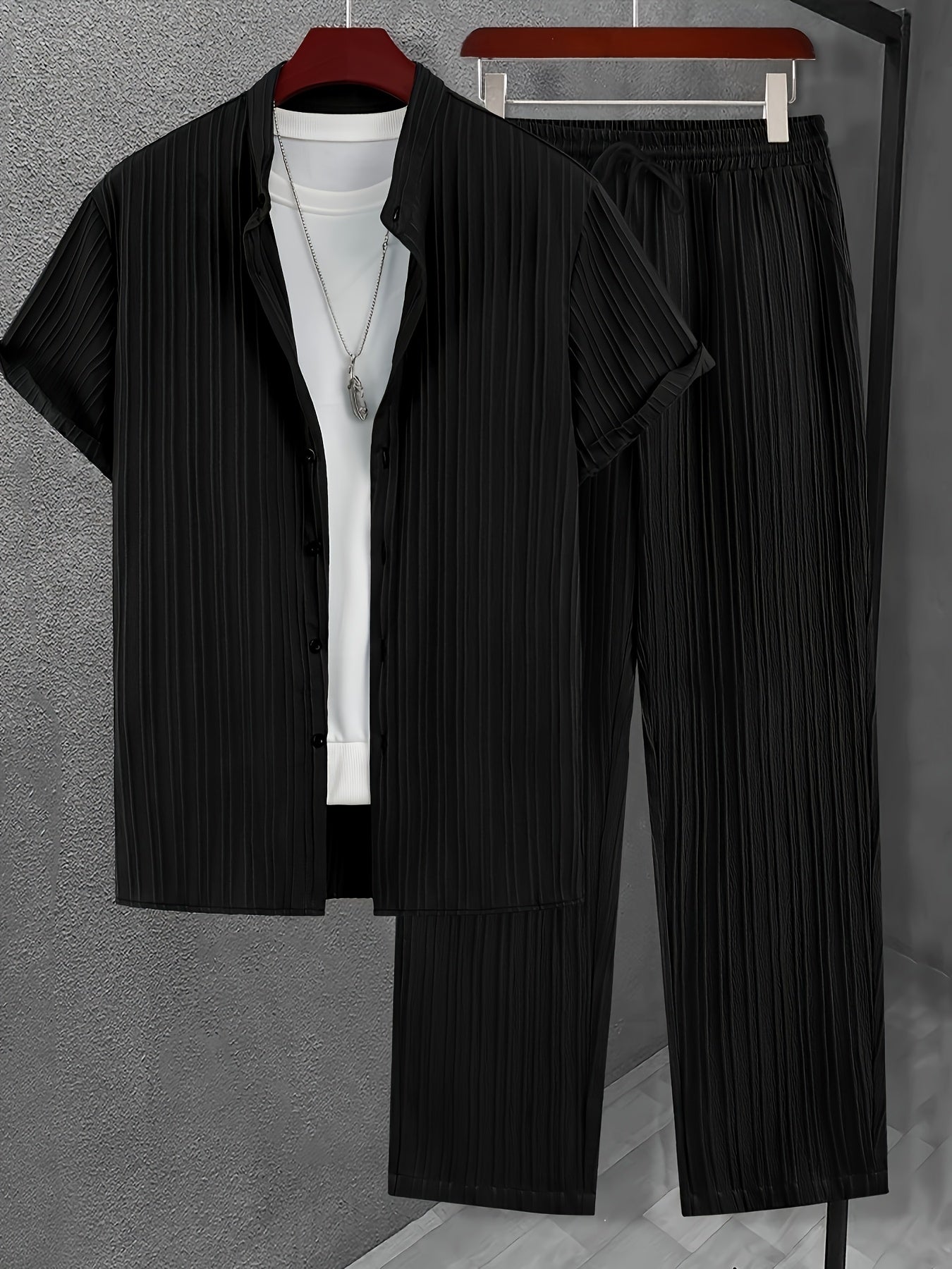 Men's New Trendy Textured Wave Stripe Short Sleeve Long Pants Casual Suit