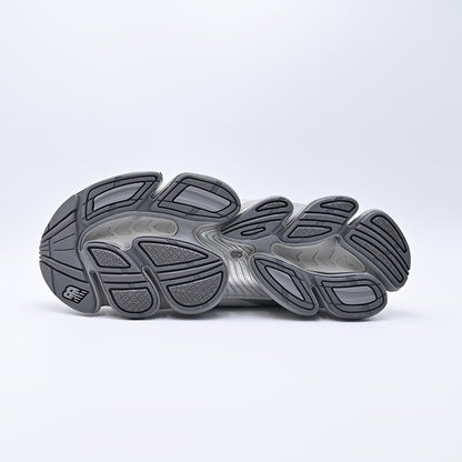 New Balance 2000 Series Unisex Retro Chunky Sole Running Shoes