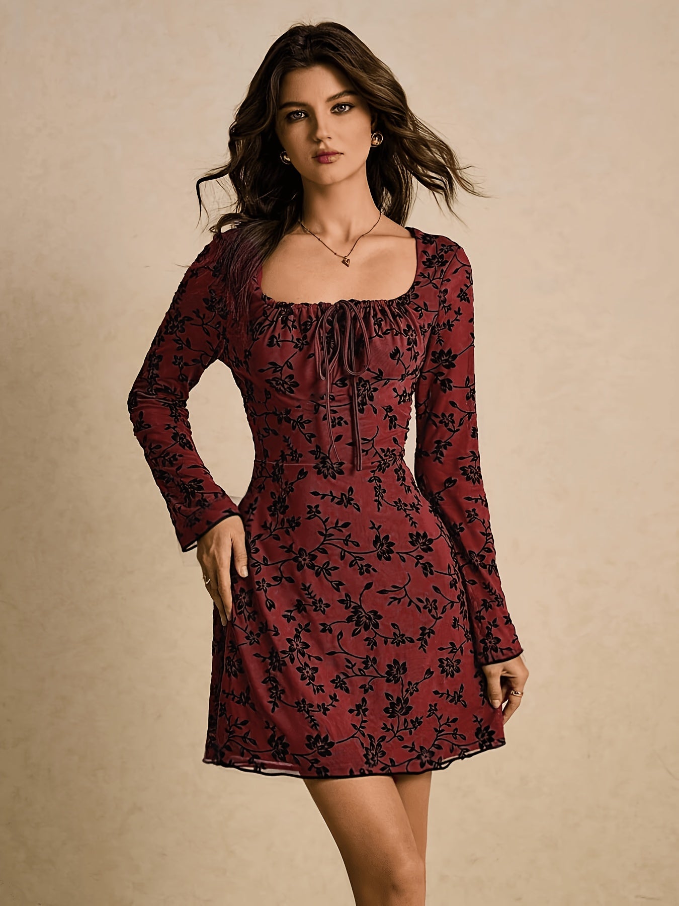 Elegant Women's Floral Pencil Dress with Square Neck and Flared Sleeve