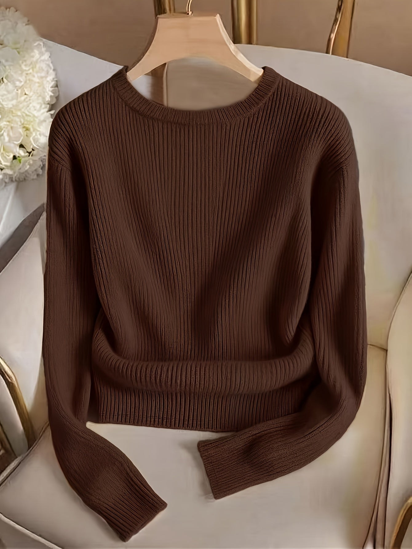 Elegant Ladies' Solid Color T-Shirt for Spring and Fall