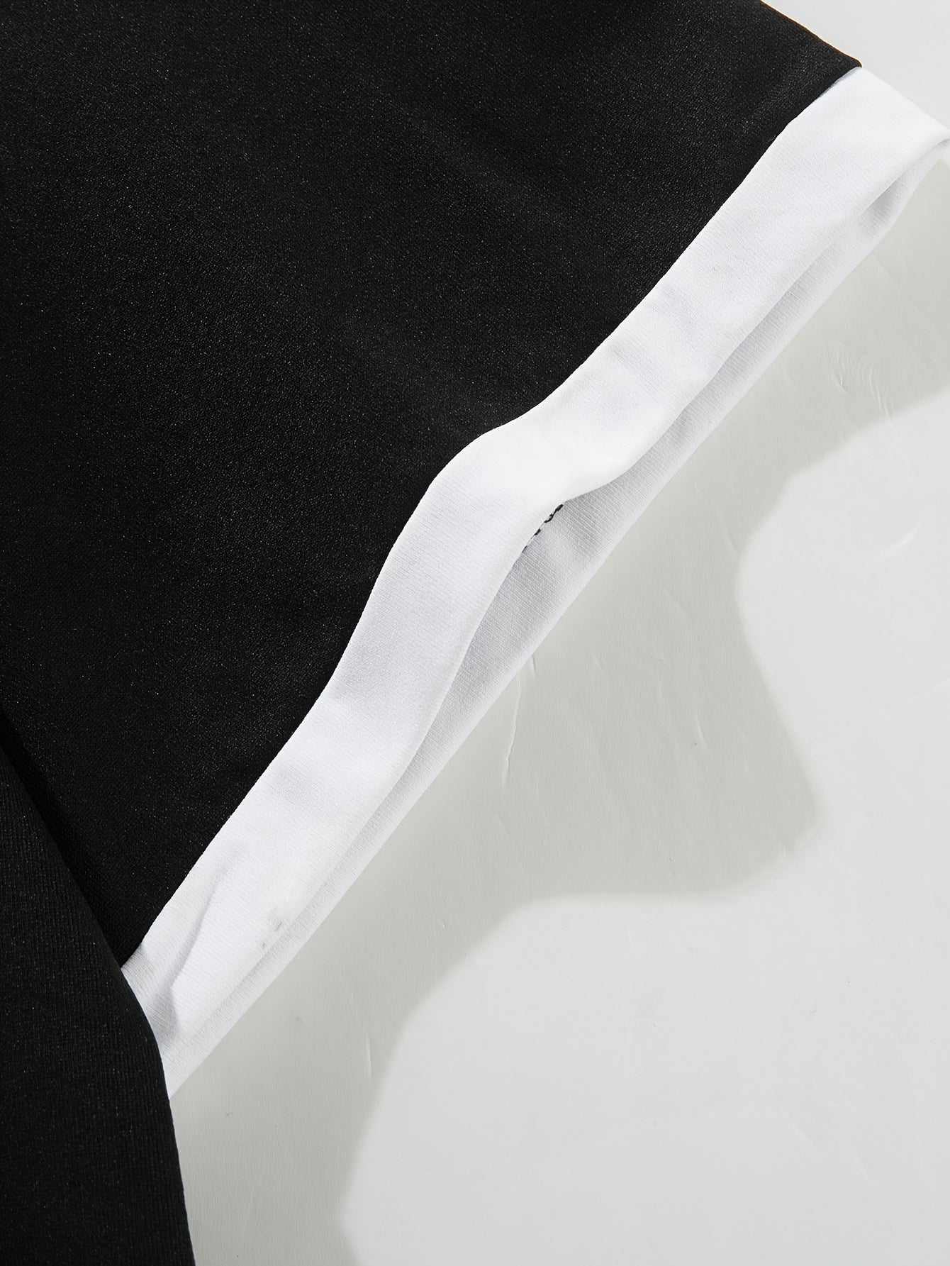 Men'S Casual Slim-Fit T-shirt with White-Edge Color Blocking | Suitable for Daily Outings and Outdoor Activities, Crew Neck, Short Sleeve, Summer Season