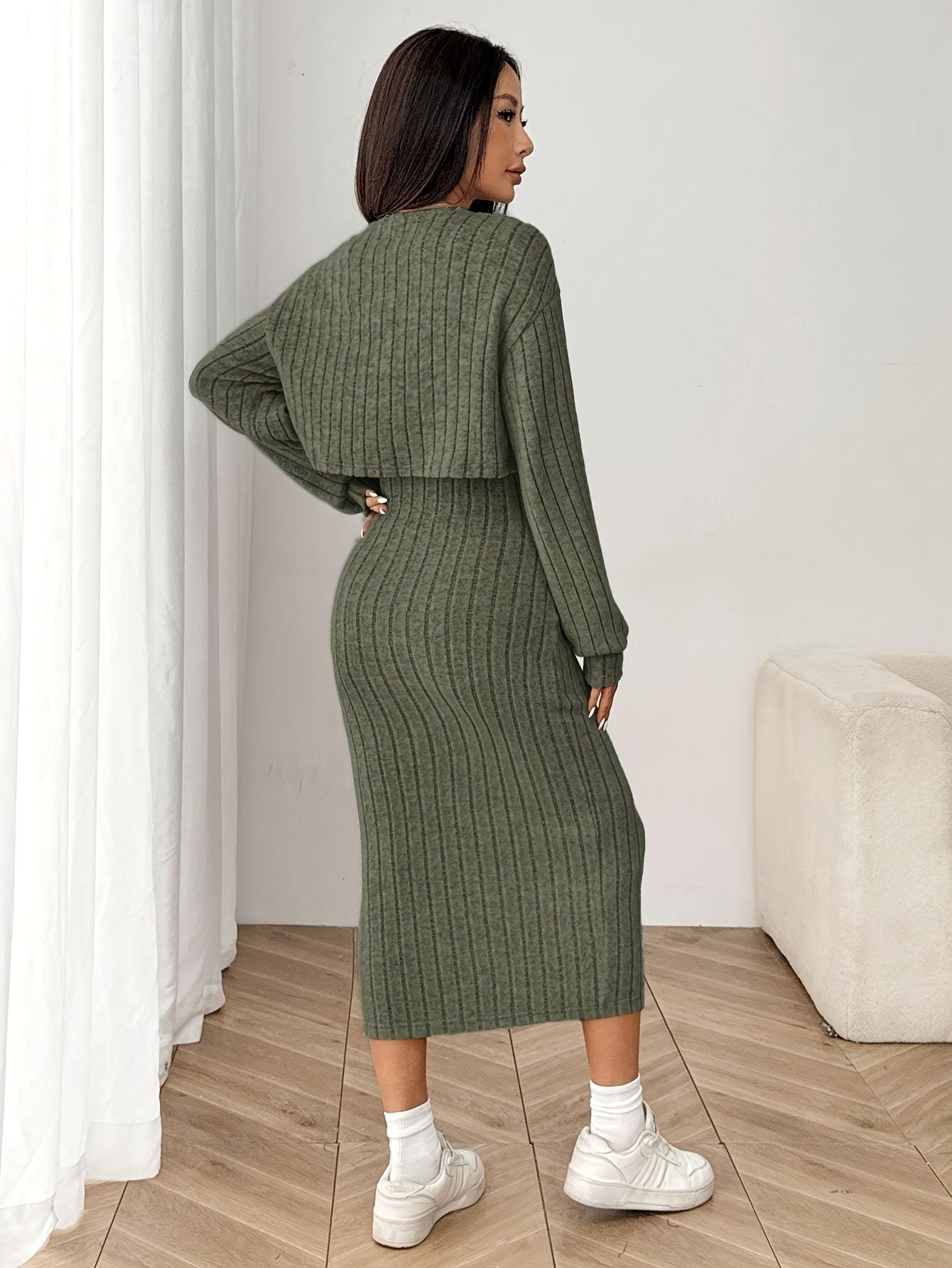 Women'S Autumn And Winter Outfit Featuring a Long-Sleeve Top with a Coat And a Camisole Dress in a Two-Piece Set.