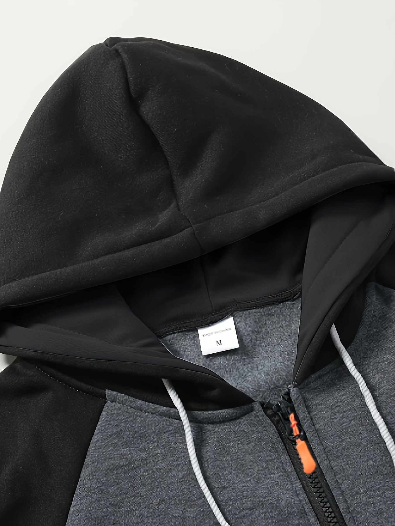 Men's 2025 Autumn East New Zipper Hoodie - Black & Grey Color-Block Contrast with White Piping, Full-Zip Closure, Chest Pocket & Adjustable Hood, Casual Streetwear for Teen Boys & Young Men, Durable Everyday Outerwear