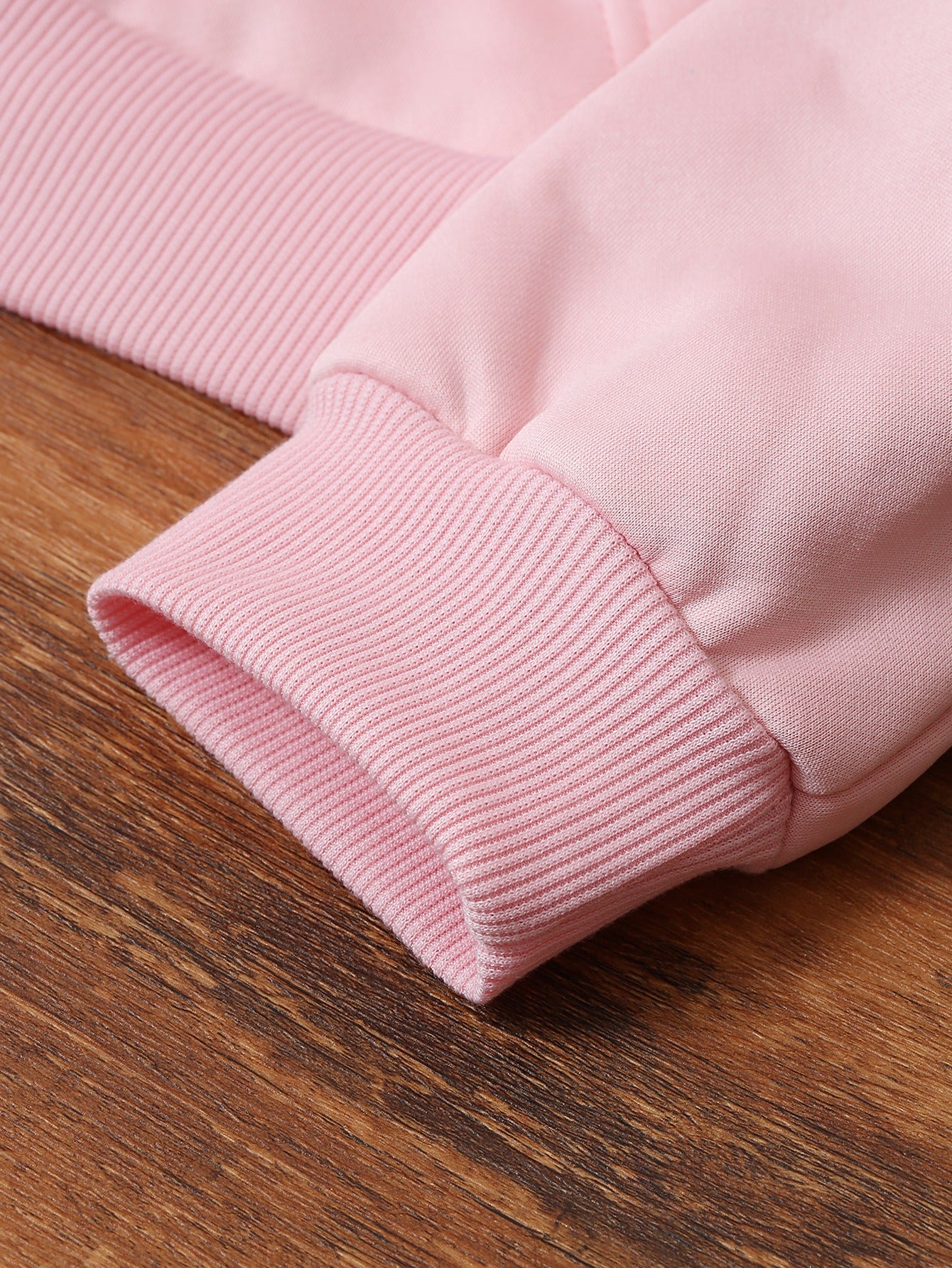 Christmas & Plaid Leopard Print Christmas Tree Pattern Printed Ladies Lined Hoodie, Thick and Warm Polyester Fabric Jacket, Suitable for Casual Composite Warm Clothing for Autumn and Winter Season