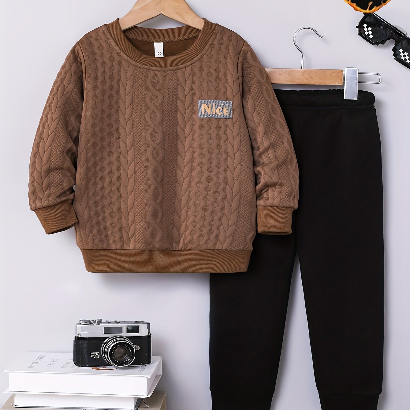 2pcs ' Sweatsuit Set - Oversized Sweater & Jogger Pants with Elastic Waist, 100% Polyester Winter Warm Brown/Beige & Black Casual Outfit, Durable Clothes, Playdates, Casual Attire (Easy-Care Hand Wash) - Ideal Gift, Perfect f