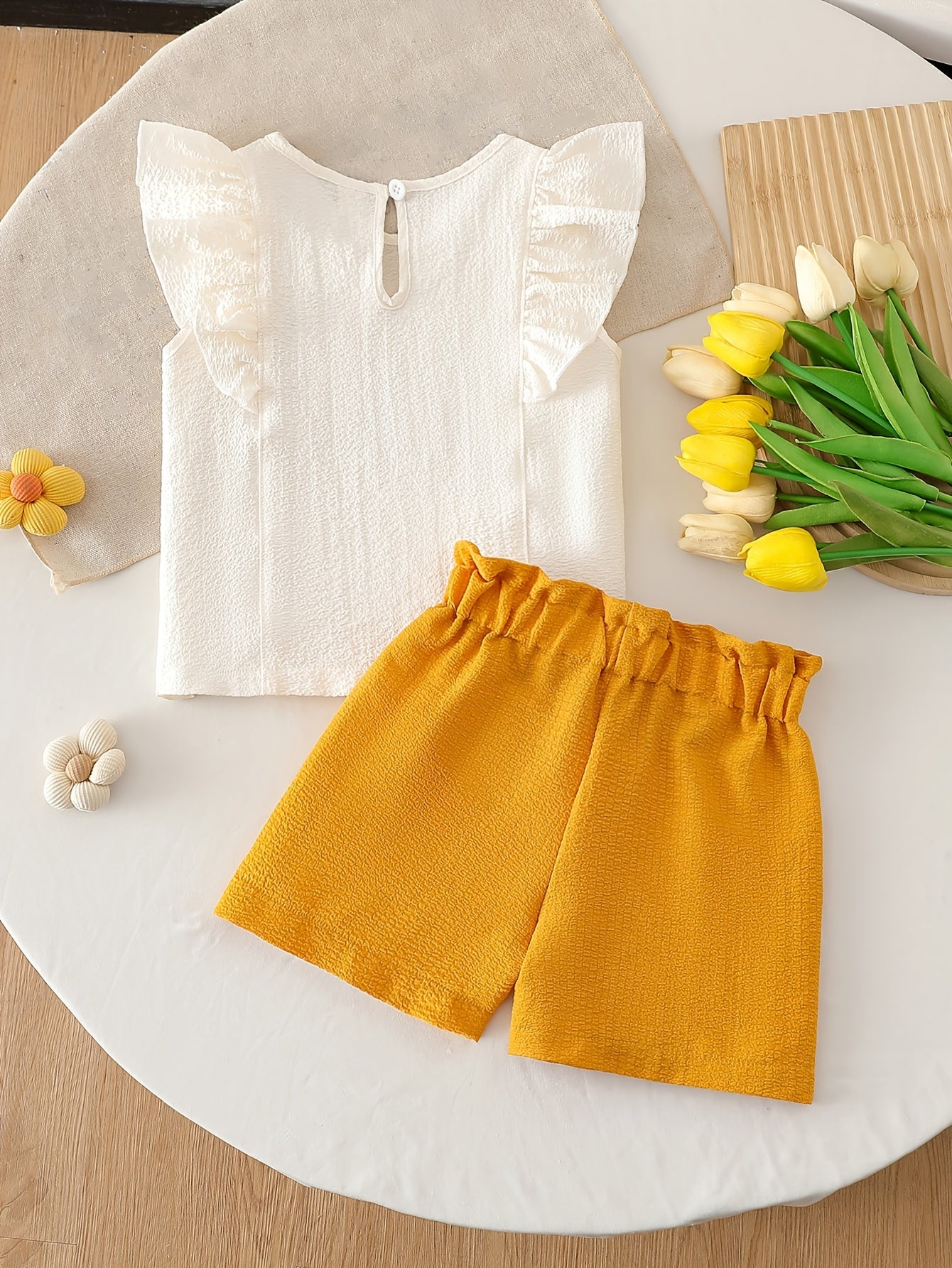 Girls' Summer Two-Piece Set with Floral Sleeveless Top & Shorts