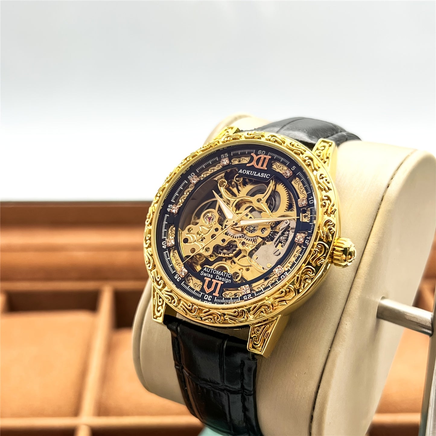Vintage Hollow Carved Automatic Mechanical Men'S Watch, Fashionable Luxury Men'S Watch, High-end Thickened Mechanical Style Hip-Hop Party Wristwatch, Without Battery