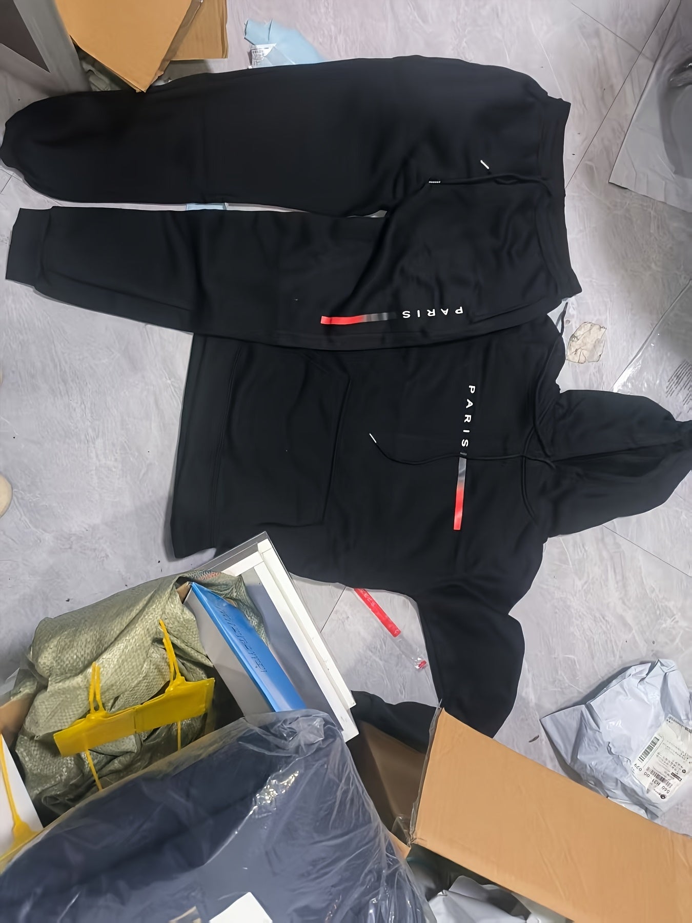 Halloween Men'S Hoodie with PARIS Lettering And Drawstring Sweatpants Set, a Must-Have Outfit for Autumn And Winter, Perfect for Everyday Outdoor Wear