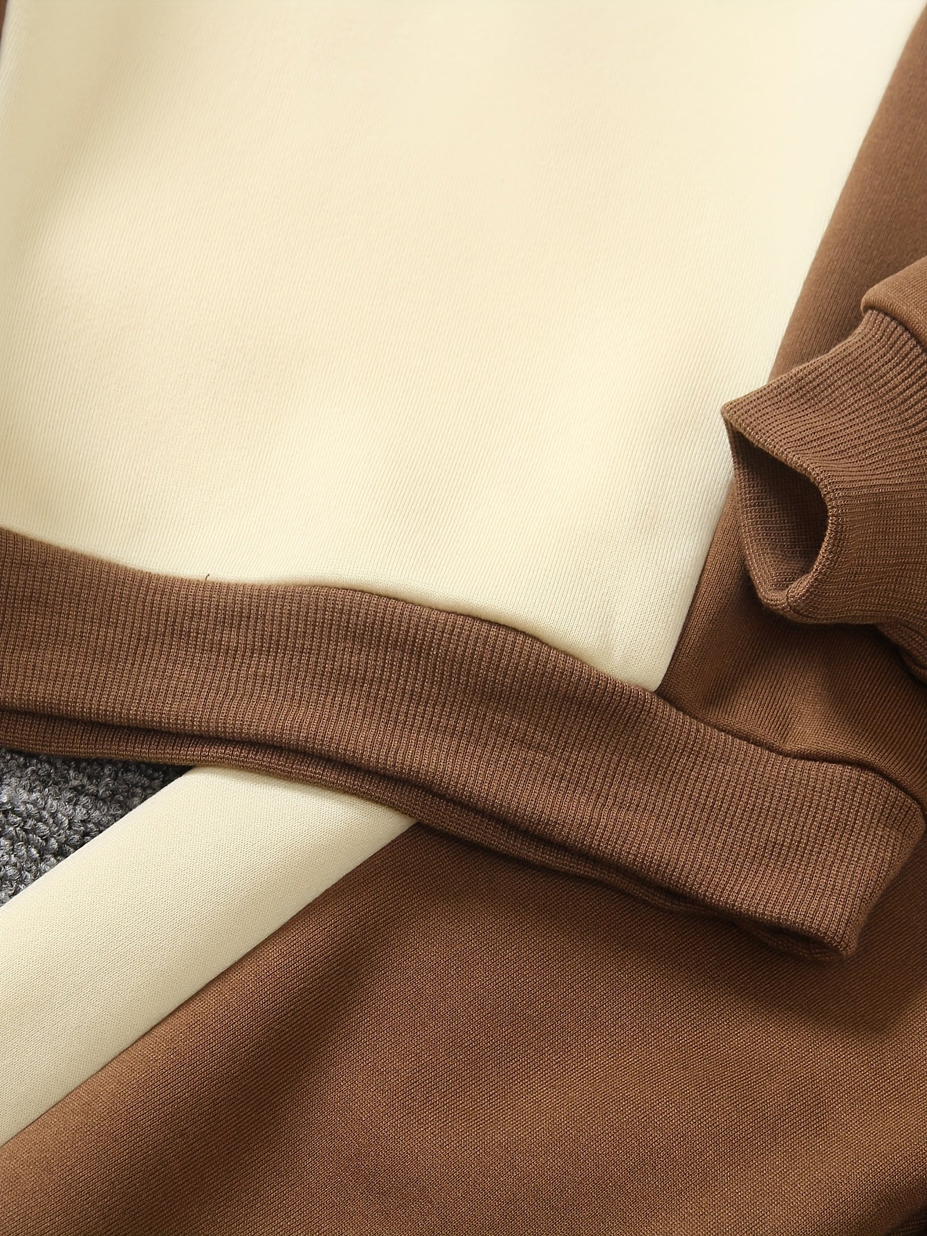 2pcs Set: Young Boys' Autumn/Winter -Lined Sweatshirt and Pants Set, Including a Stand Collar Half-Zip Contrast Long Sleeve Sweatshirt and Elastic Waist Contrast Pants, Very Casual, Comfortable, and Simple, Perfect for Outdoo