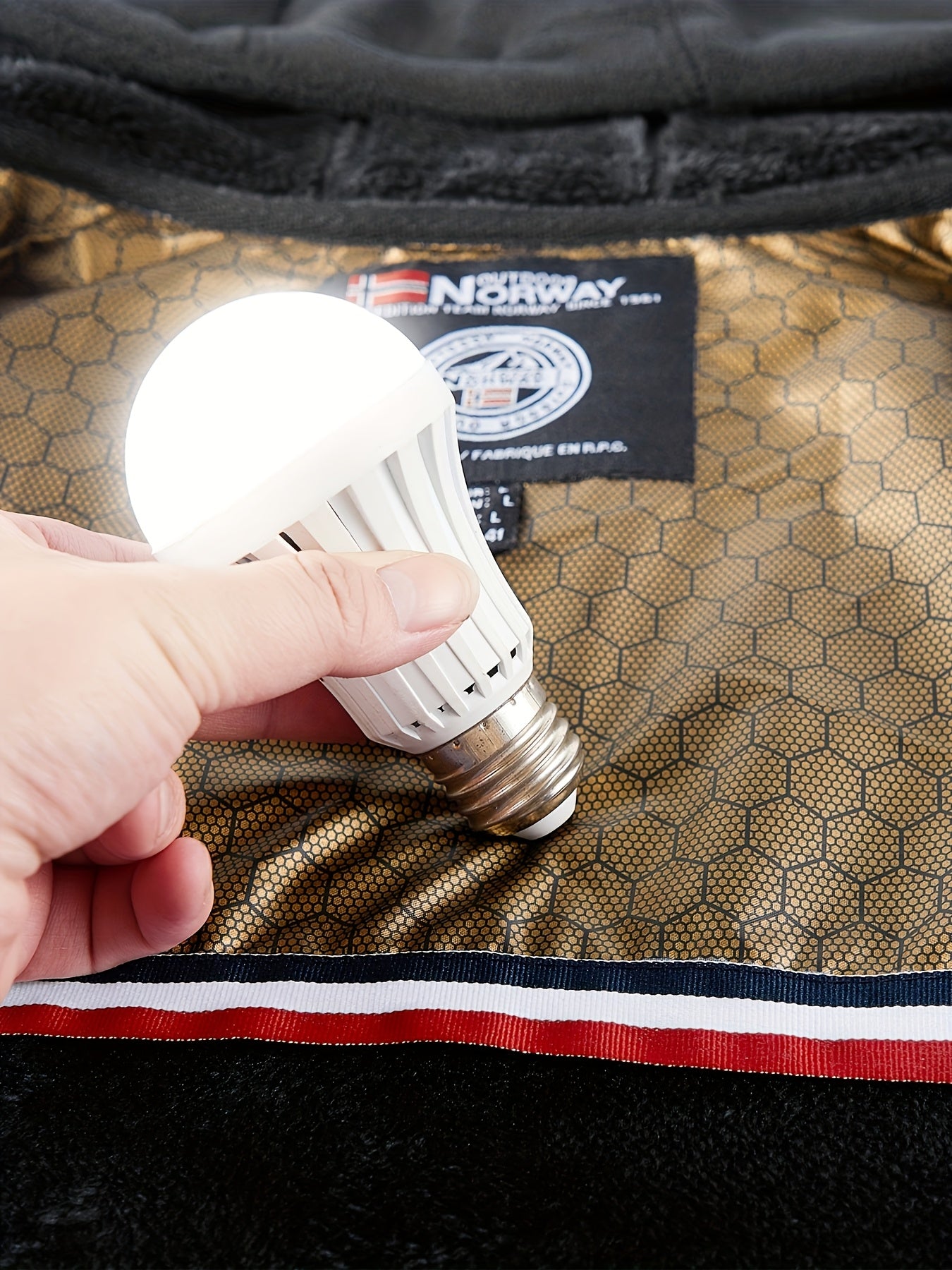 Men's Warm Stand Collar Cardigan Jacket, Honeycomb Heat-Retaining Graphite Lining, Thermal Insulation, Warmer Upper Body, Quality Men's Wear, Warm Lining, Carbon Fiber Technology - Full-Zip Winter Coat, Full-Length Zipper, Ma