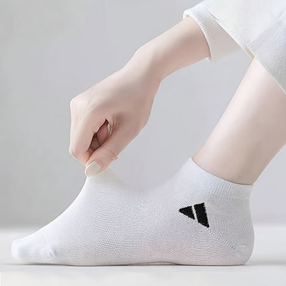 Unisex Invisible Sports Socks 3 or 6 Pairs Moisture-Wicking