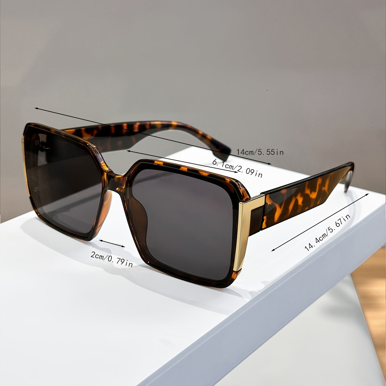 Unisex Retro UV400 Sunglasses with Composite Frame