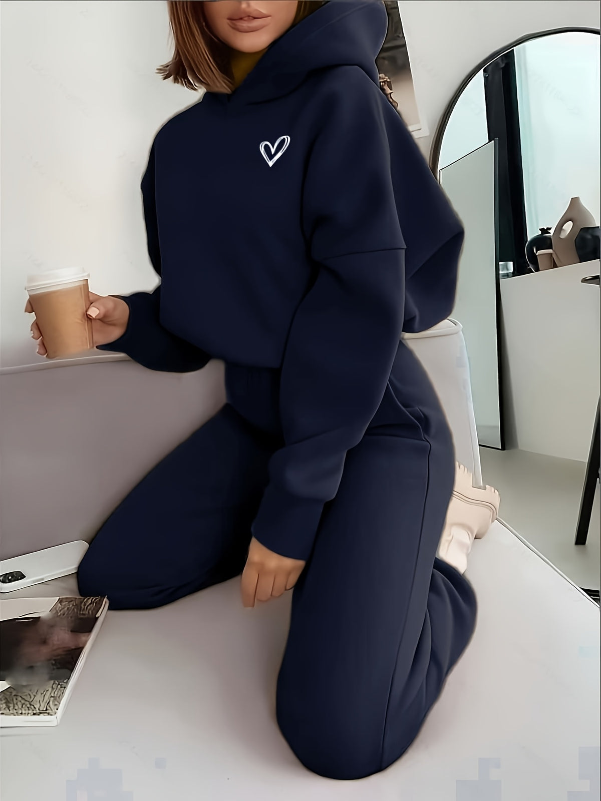 Women's Casual Hooded Sweatshirt & Pants Set with Heart Print - ayq