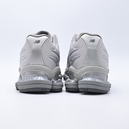 New Balance 2000 Series Unisex Retro Chunky Sole Running Shoes