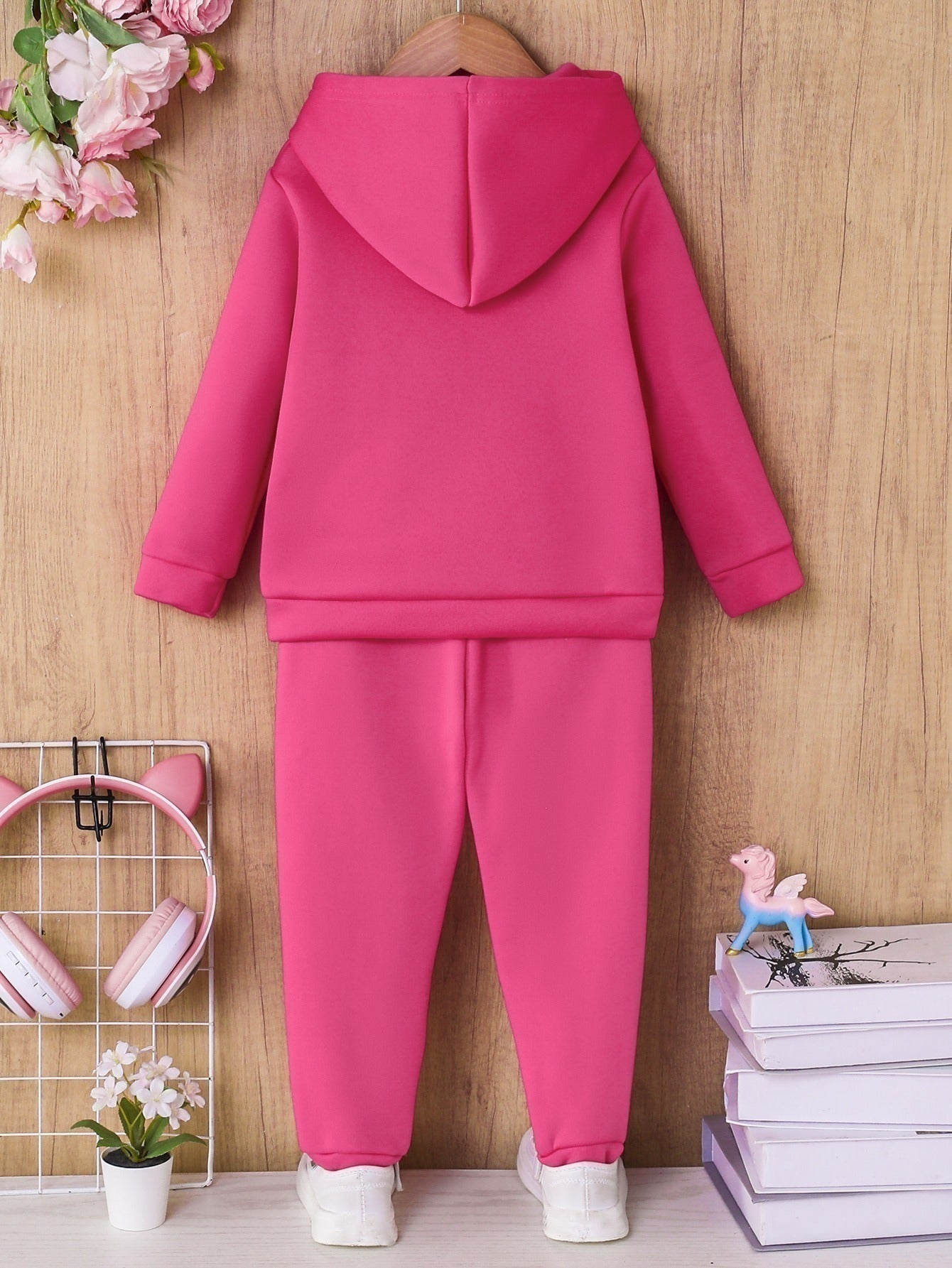 Series Stitch Girls' Two-Piece Autumn Winter New Hoodie Set - Available in Multiple Colors, Cartoon Print Embellishments, 3-10 Years Old, Outdoor Activity Fleece, for Outdoor, Thick