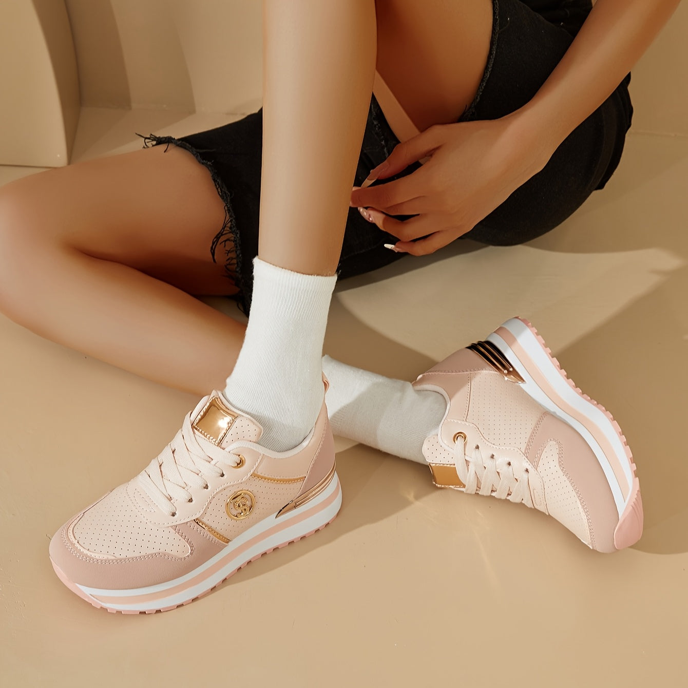 Women's Lightweight Lace-Up Platform Sneakers with Anti-Slip Sole