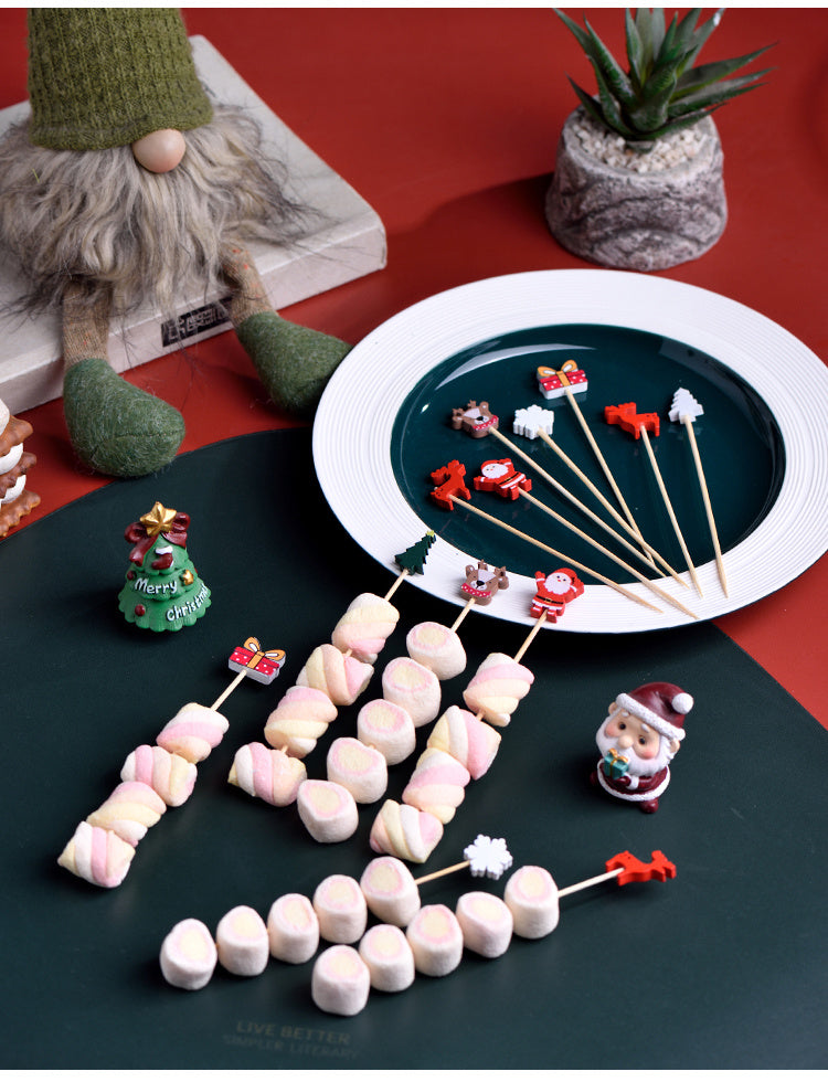 100pcs Festive Christmas Fruit Skewers with Santa, Reindeer, Snowflake & Tree Designs - Disposable Bamboo Picks for Parties, Desserts, Cocktails & Hamburgers, Christmas Dessert Decorations, Durable Fruit Skewers