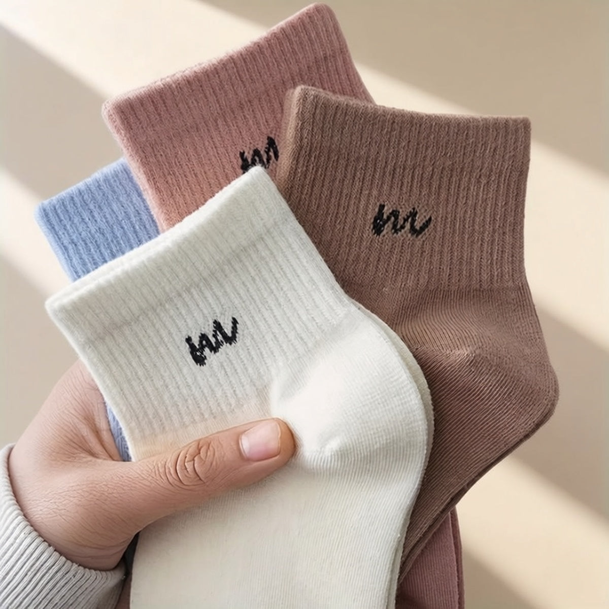 5 Pairs Women's Printed Short Socks in Mixed Colors