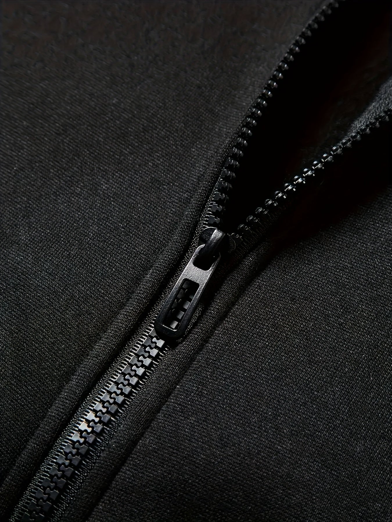 1 Set of 2pcs [Warm Fleece Jacket Set for Boys] Comfortable Fleece Jacket Boy Zip Hoodie And Pants Set | Letter Print, Long-Sleeved Casual Sportswear with Pockets, Perfect for Autumn And Winter Jogging And Outdoor Activities,