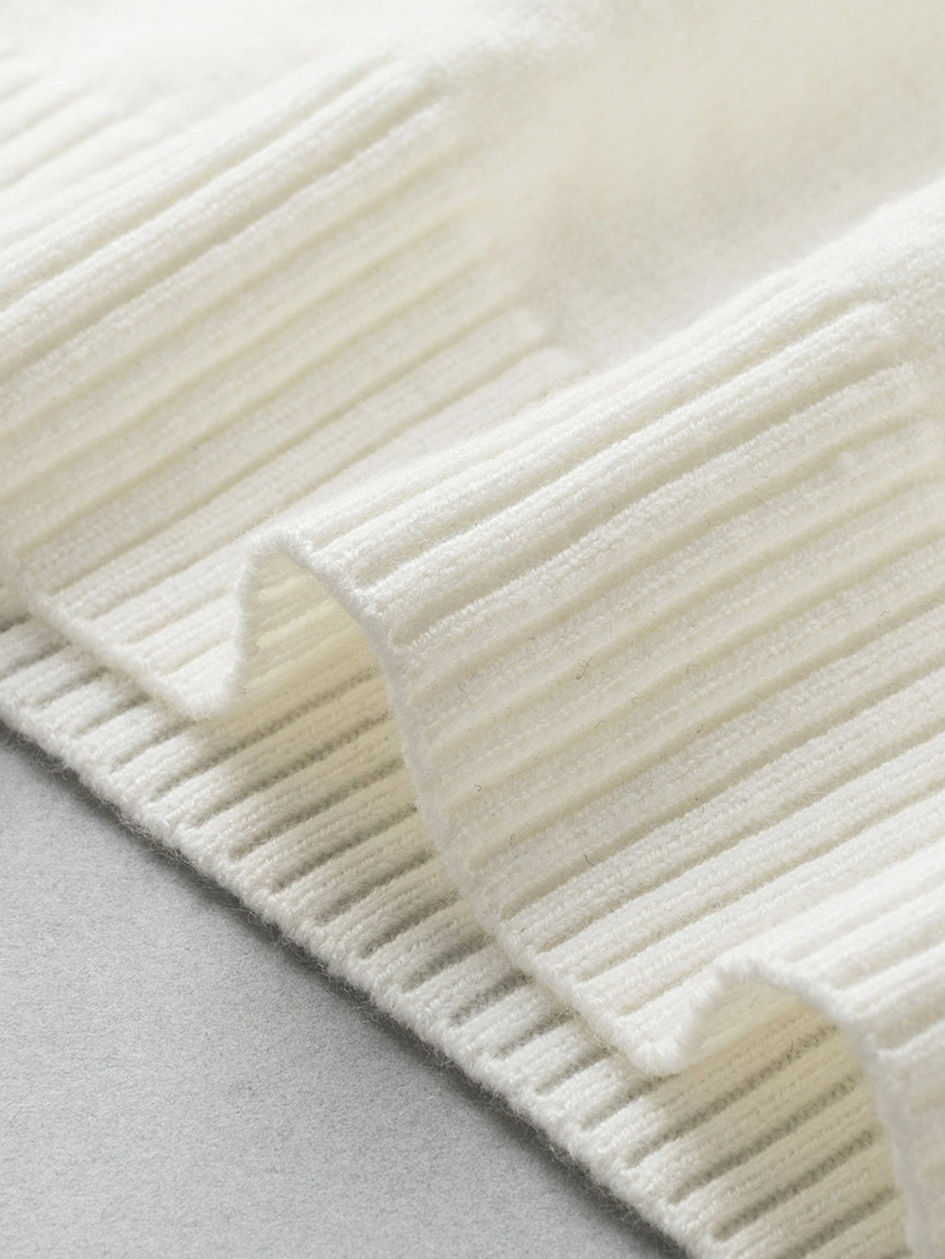 Men's High Neck Fashion Warm Comfortable Soft Skin-Friendly Commuter Sweater Inner Layer 1NG01