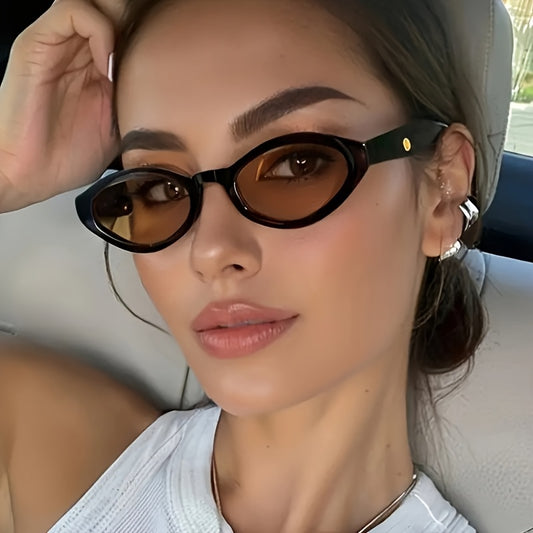 Women's Vintage Square Frame Decorative Glasses Lightweight Style
