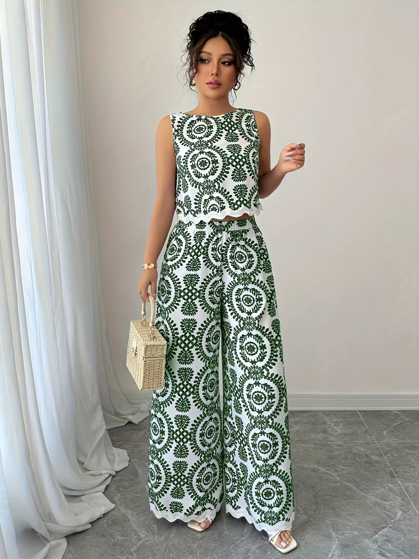 2pcs Women's Plant Pattern Round Neck Sleeveless Top and Pants Set