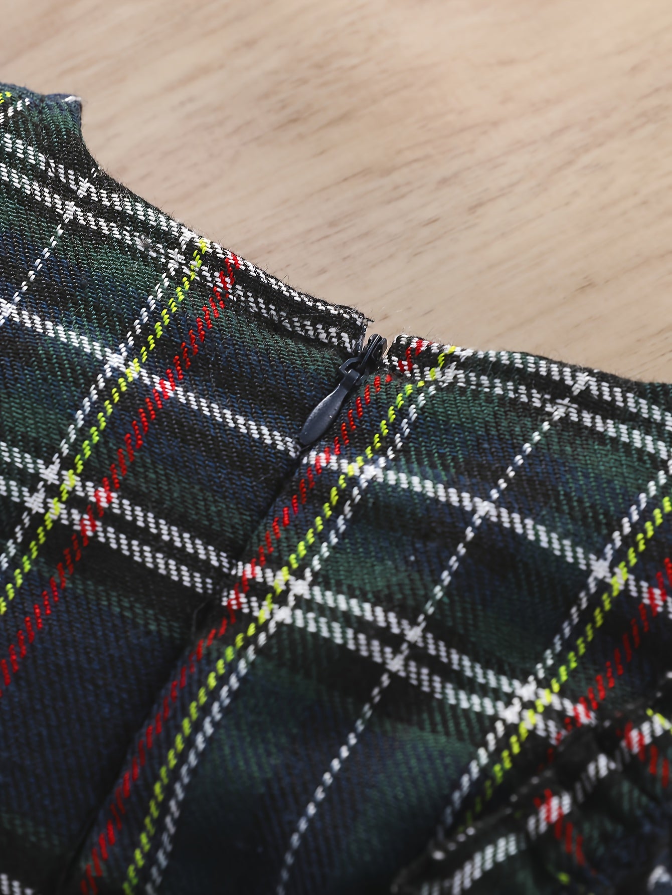 Girls' Plaid Tartan Puffed Sleeve High-Low Neck Ruffled Hem Dress with Ruffled Collar & Lace Trim - Plaid Princess Party Dress with Skirt, Machine Washable Winter Formal & Everyday Outfit for Christmas, New Year's, Easter - S