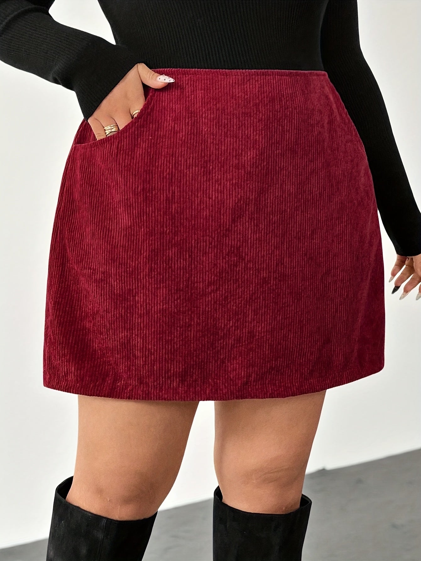 Plus Size, Burgundy All-Season A-Line Skirt with Double Pockets - Elegant Short to Midi Length, Pocketed Waist for Casual, Office & Vacation Wear - Plus Size Friendly Tailored Fit (No-Stretch Fabric)