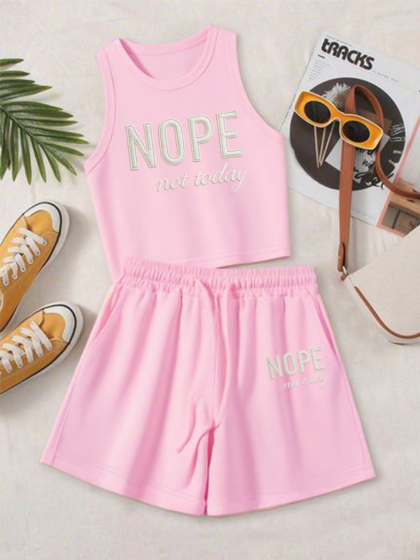 Casual Printed Vest and Shorts Set with Drawstring Pockets