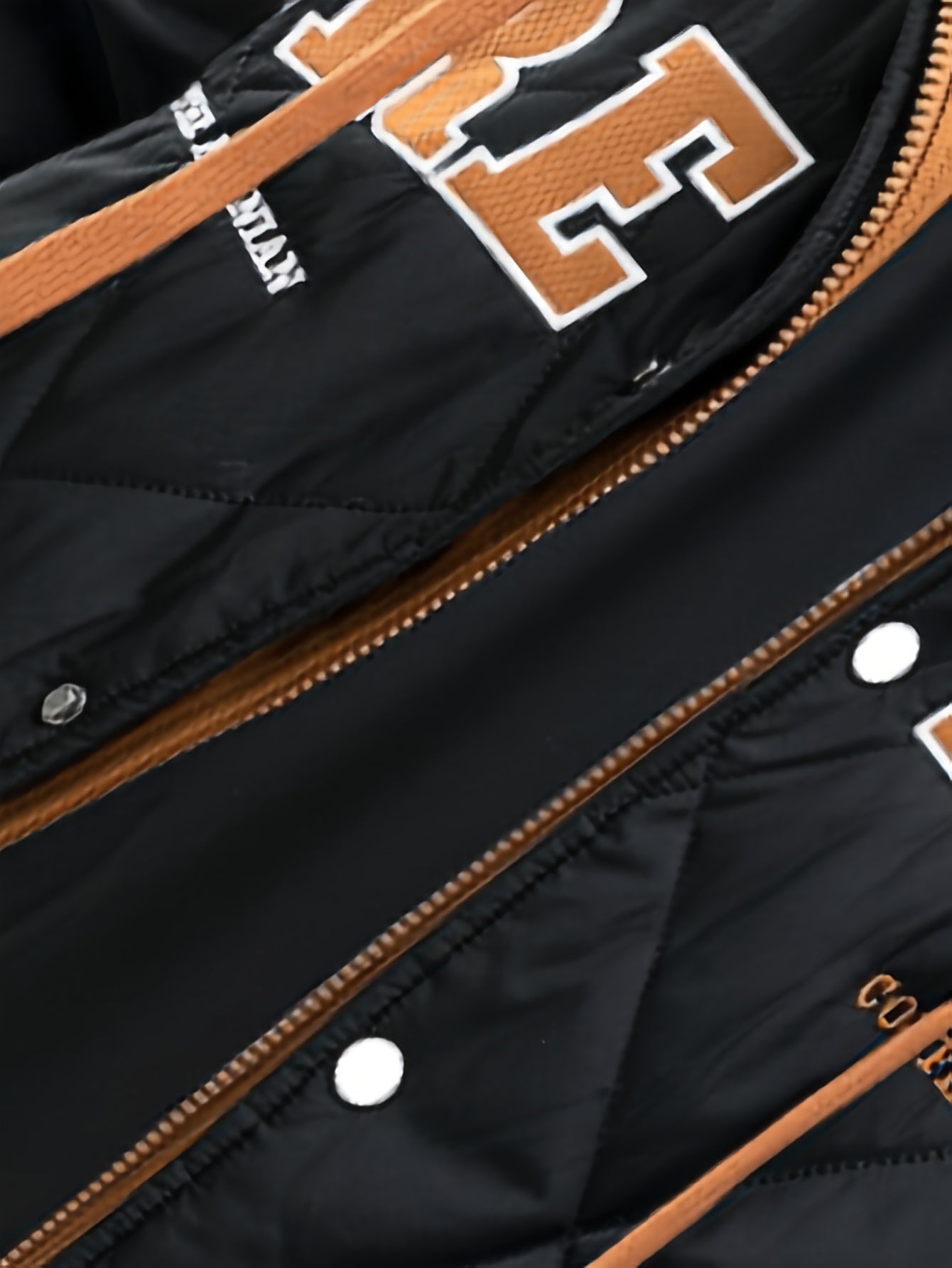 2025 New Product Men's Winter Warm Jacket with Letter Embroidery, Thickened Warm Casual Hooded Faux Two-Piece Jacket Coat for Camping, Christmas New Arrival