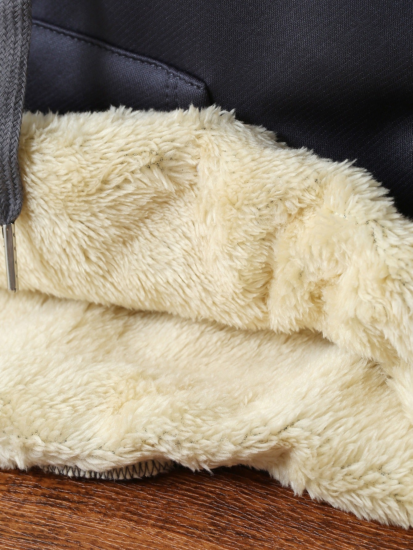 Christmas & Plaid Leopard Print Christmas Tree Pattern Printed Ladies Lined Hoodie, Thick and Warm Polyester Fabric Jacket, Suitable for Casual Composite Warm Clothing for Autumn and Winter Season