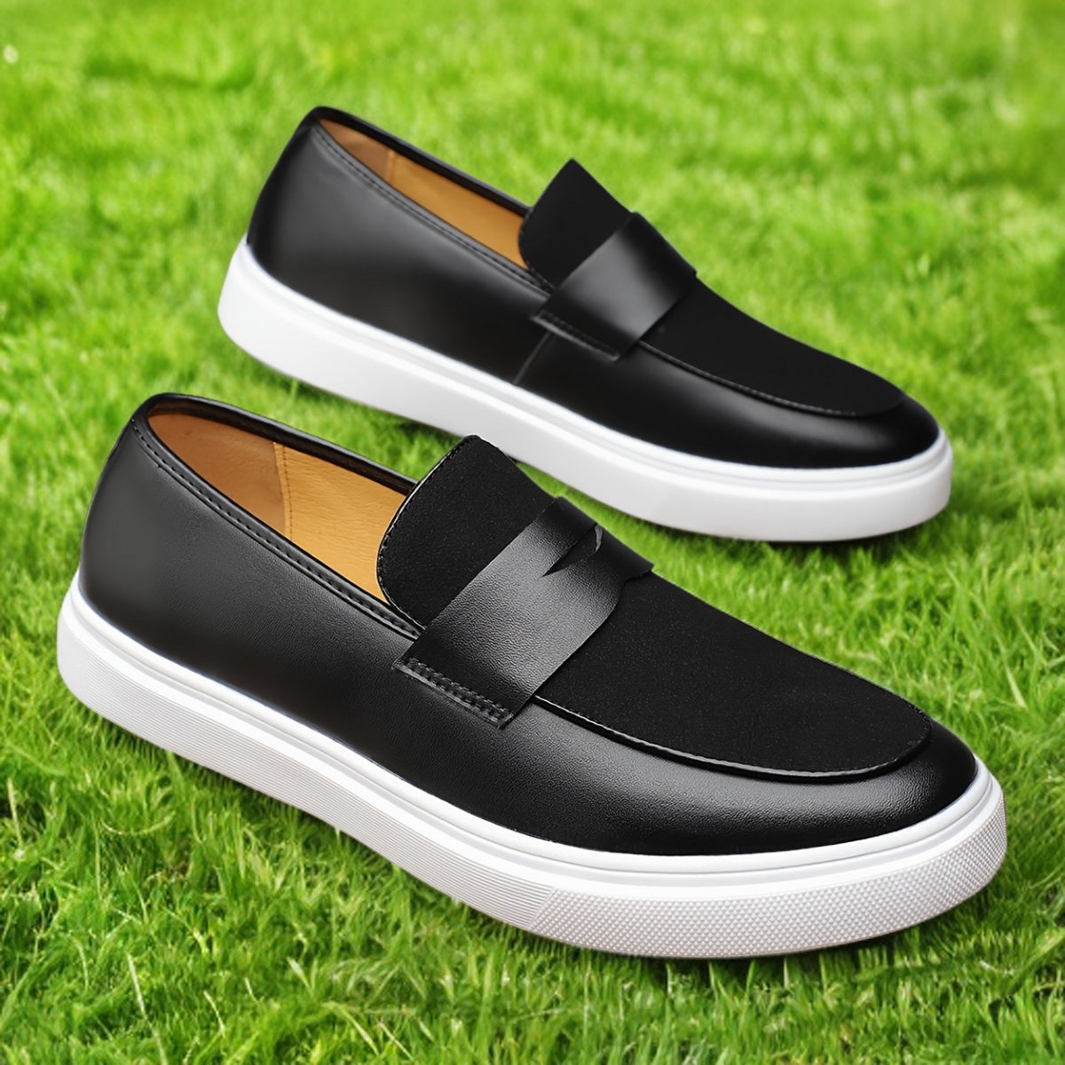 Men's Low Top Slip-On Skate Shoes - Casual All-Season Sneakers