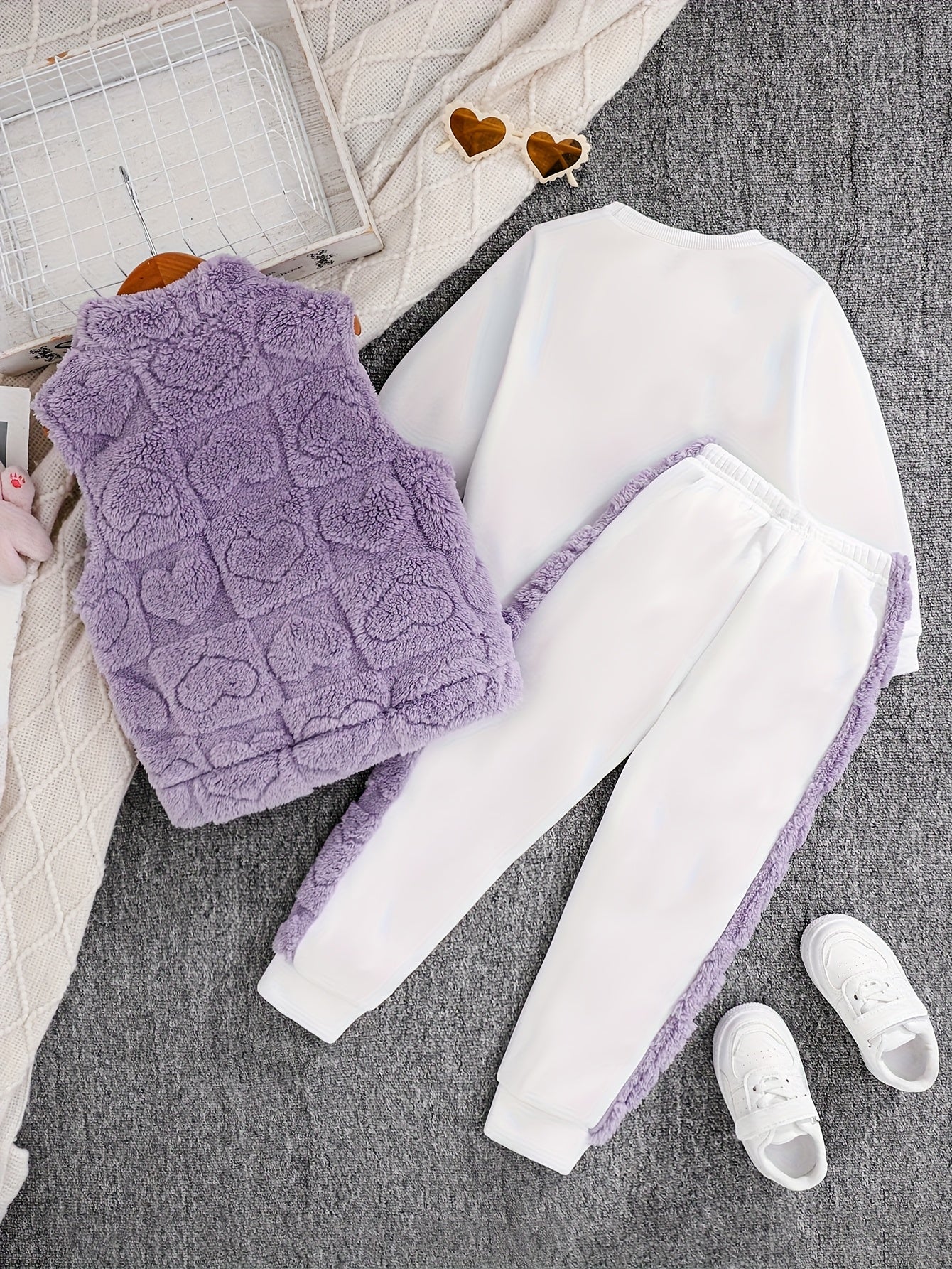 Girls 3-Piece Heart Pattern Fall/Winter Casual Set