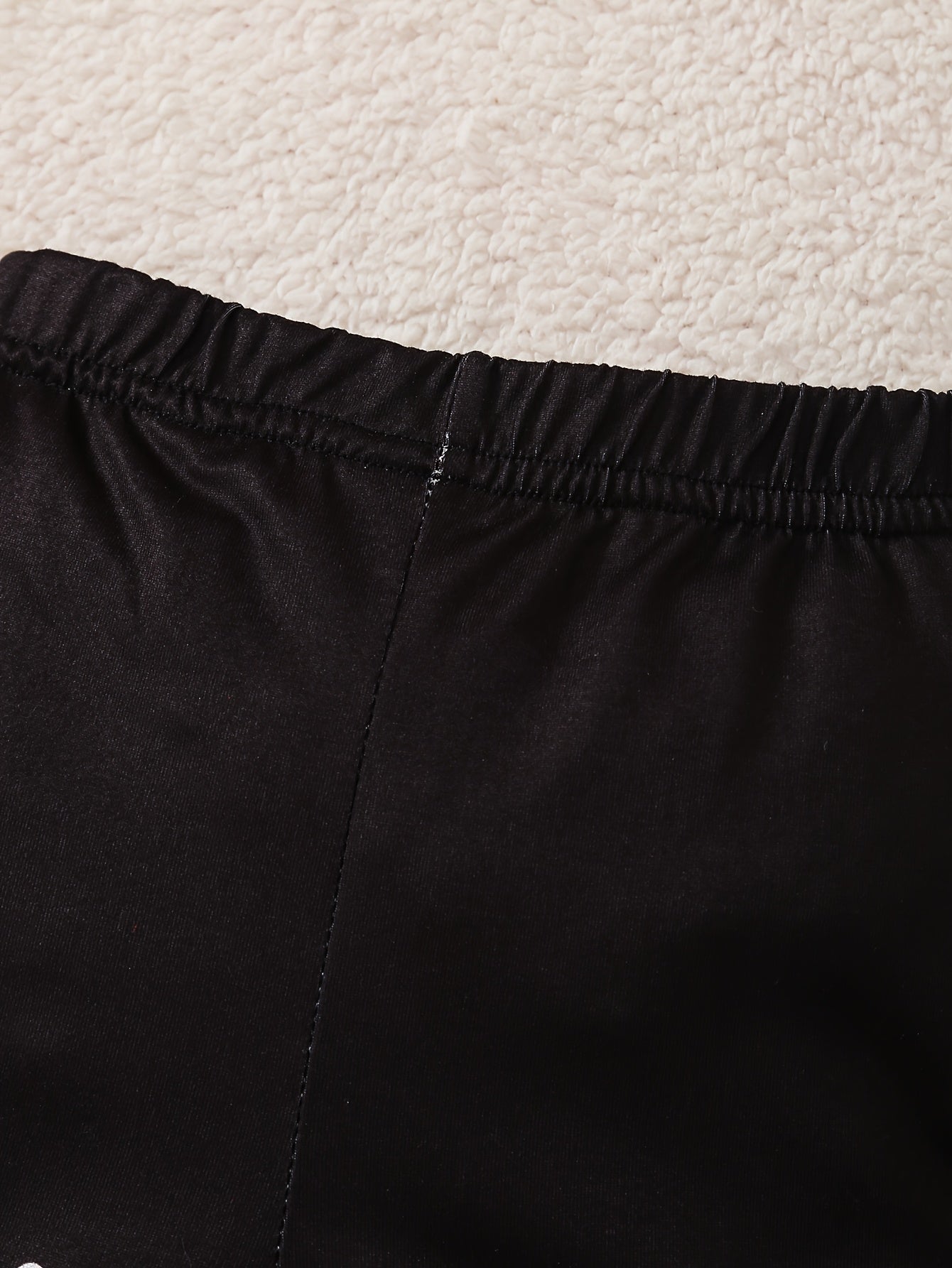 2pcs Girls' Long Sleeve Christmas Santa Claus Letter Print Irregular Skirt + Pants Set, Holiday Outfit, Seasonal Clothing, Festive Design, Elegant Style, Quality Stitching, Comfortable Fit, Twopiece Outfit, Matching Set, Holi