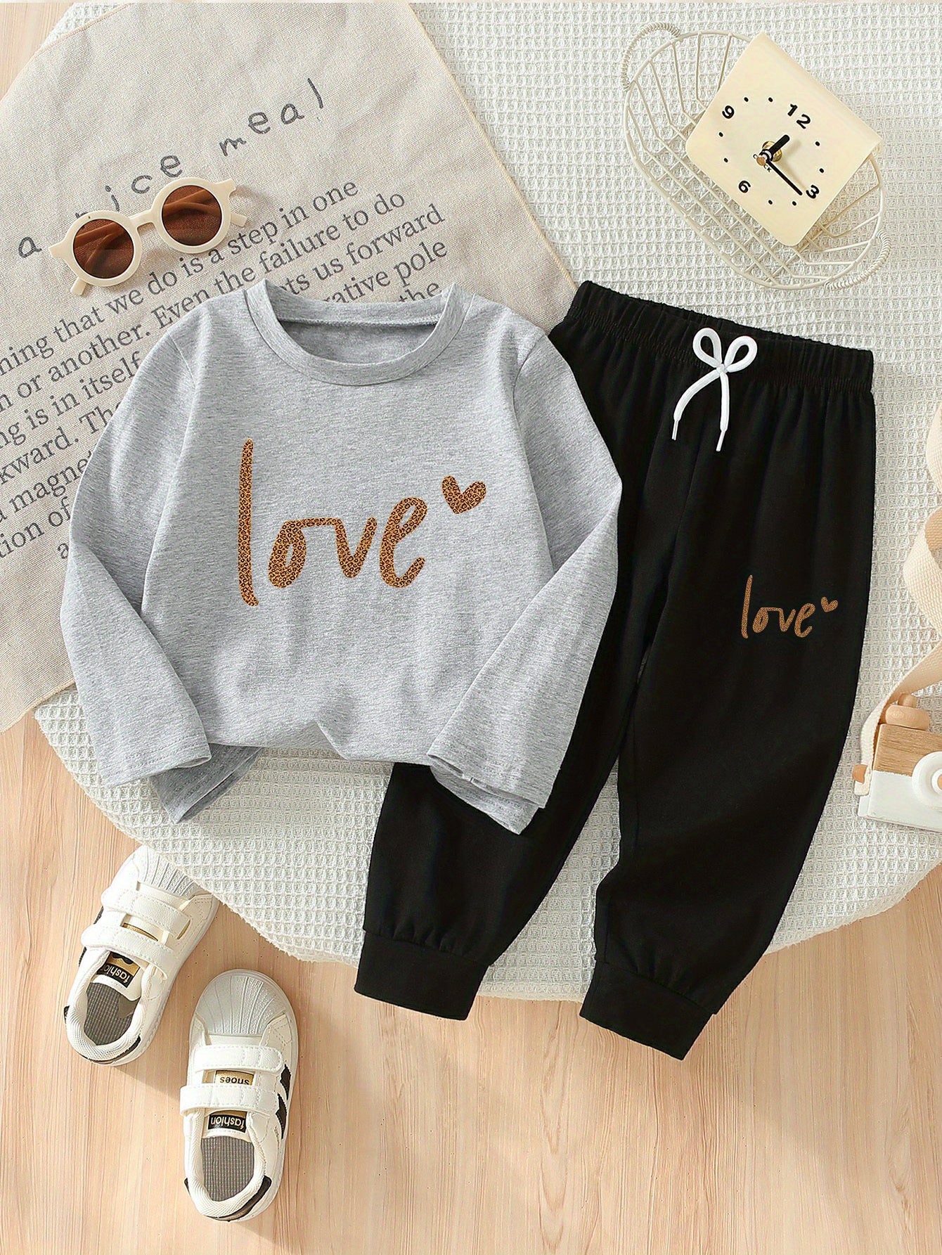 Girls' Casual Leopard Print Cotton Long Sleeve Top & Pants Set