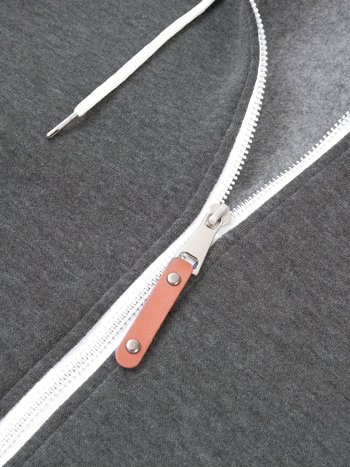 Men'S Stylish Color Block Hoodie - Casual Zip-Up Hooded Sweatshirt with Front Pockets, Long Sleeves, and Ribbed Cuffs - Maroon & Black Design, Comfortable for Fall and Winter Wear