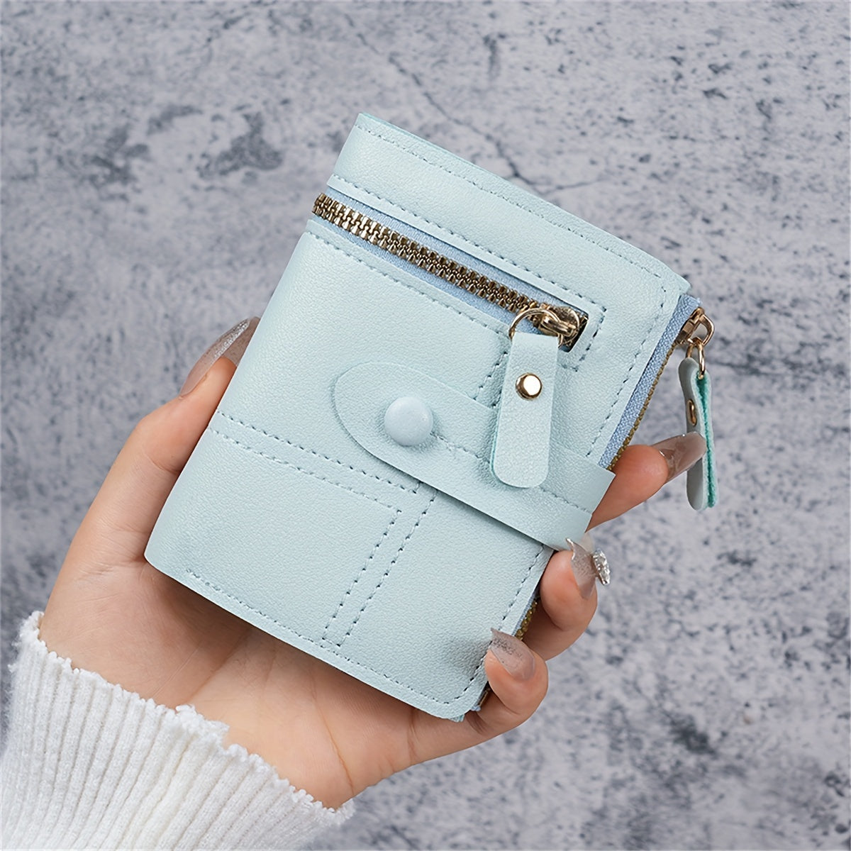 New Women'S Short Two-Fold Coin Purse for Storing Bank Cards, Credit Cards, And Multiple Card Slots with a Zipper Wallet.