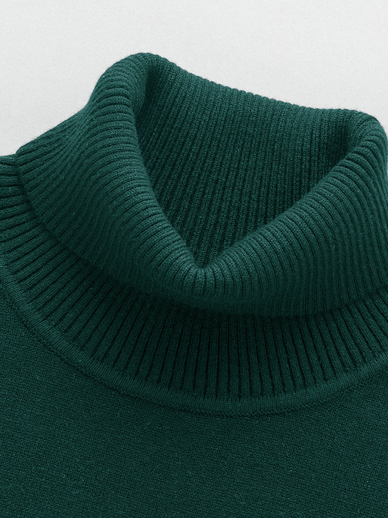 Men's High Neck Fashion Warm Comfortable Soft Skin-Friendly Commuter Sweater Inner Layer 1NG01