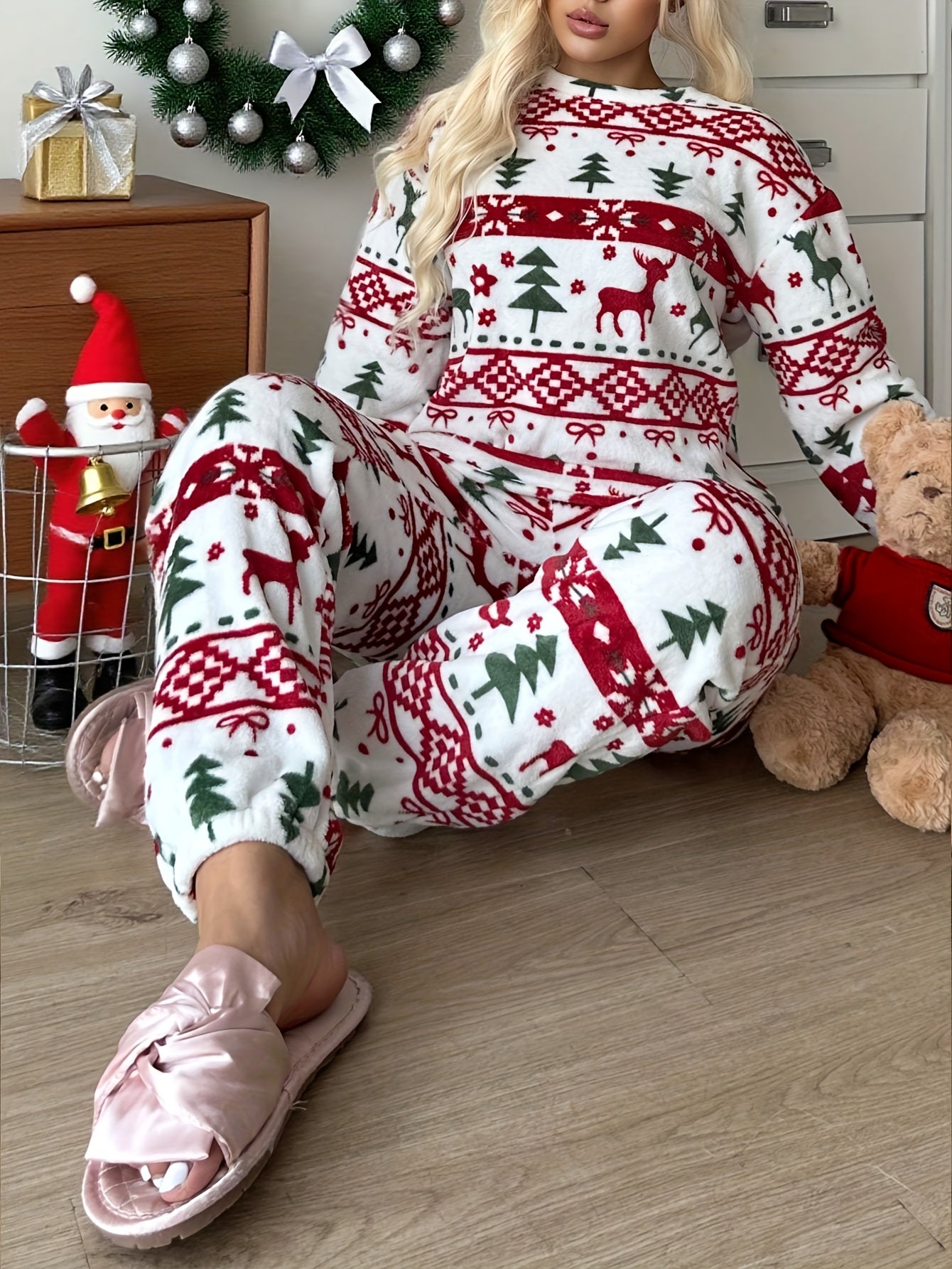 Women'S Christmas Pattern Pajama Set | Comfortable Long-Sleeve Home Wear for Fall/Winter, Crew Neck
