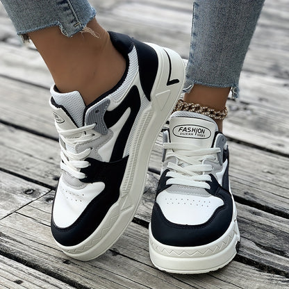 One Pair of Women's Fashion Casual Sports Shoes, Comfortable Breathable Mesh Classic Black and White Color Round Toe Lace-up Style Flat "Classic Sneaker" Series Suitable for Daily Leisure and Spring Outings