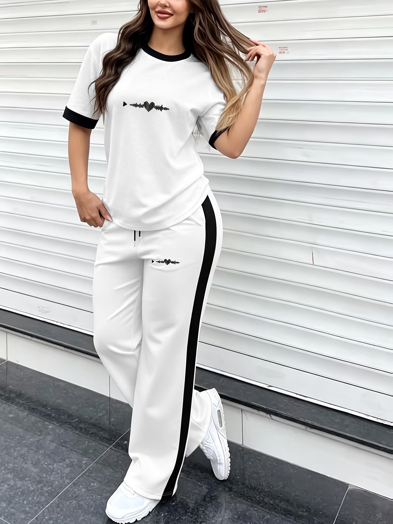 Women's Casual 2-Piece Set with ECG Print - Loose Fit Jogger Outfit
