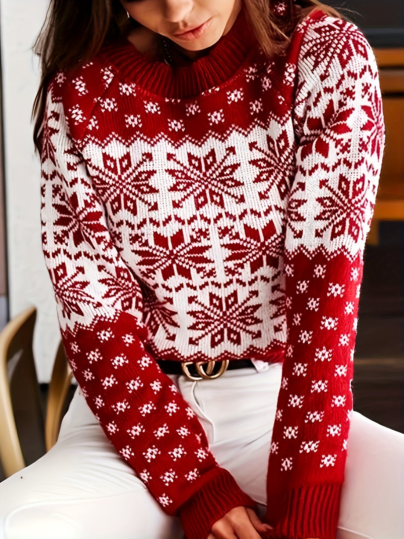 Women's Elegant Red & White Winter Sweater with Snowflake Pattern - Long Sleeve Round Neck Christmas Sweater for Holiday Parties, New Year's Eve & Everyday Winter Wear - Cozy Warm Sweater for Women, Festive Snowflake Design,