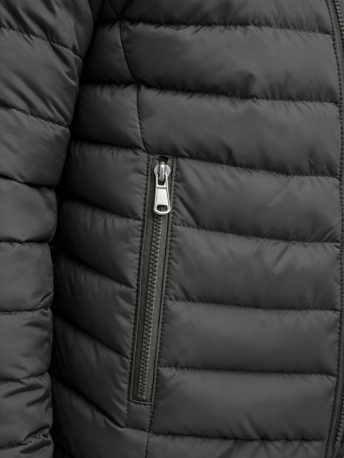Men's Slim Fit Lightweight Stand Collar Windproof Jacket
